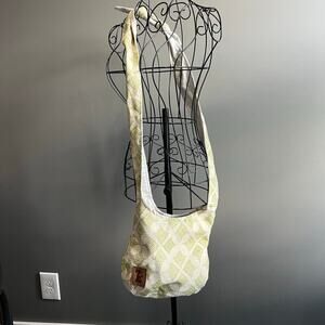 New Hope Girls Green Leaf Motif Hobo Tote and Pouch